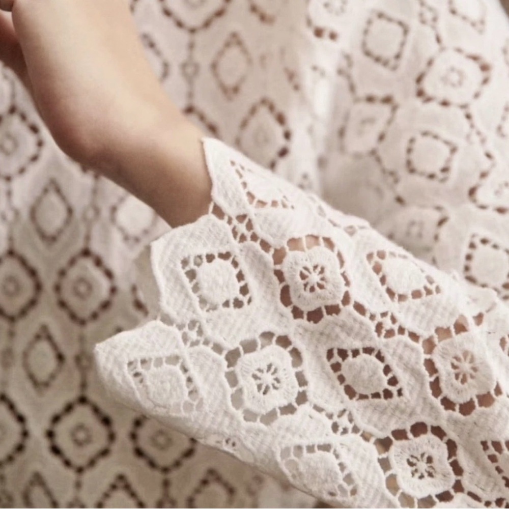 Sezane Eglantine White Blouse Size S Eu 36 NWT - Picture 2 of 7